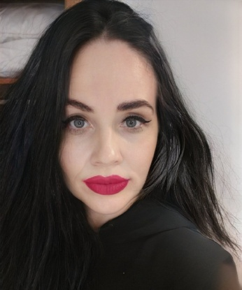 Я исключительно опытная индивидуалка, осознающая все тонкости и желания мужчин. Мои услуги нацелены на продолжительные приятные ощущения, полное удовлетворение и релаксацию. Откровенное общение, расслабляющий массаж, эротические игры и фантазии – я готова побаловать тебя всеми этими возможностями. Мои отзывы говорят сами за себя: моими ласками они олицетворяют настоящий рай на земле. 🔥💋 Не упусти возможность окунуться в мир наслаждения и ощутить всю силу страсти в Москве. Жду встречи с нетерпением! 😉💃🏻🌇 228, 37 лет